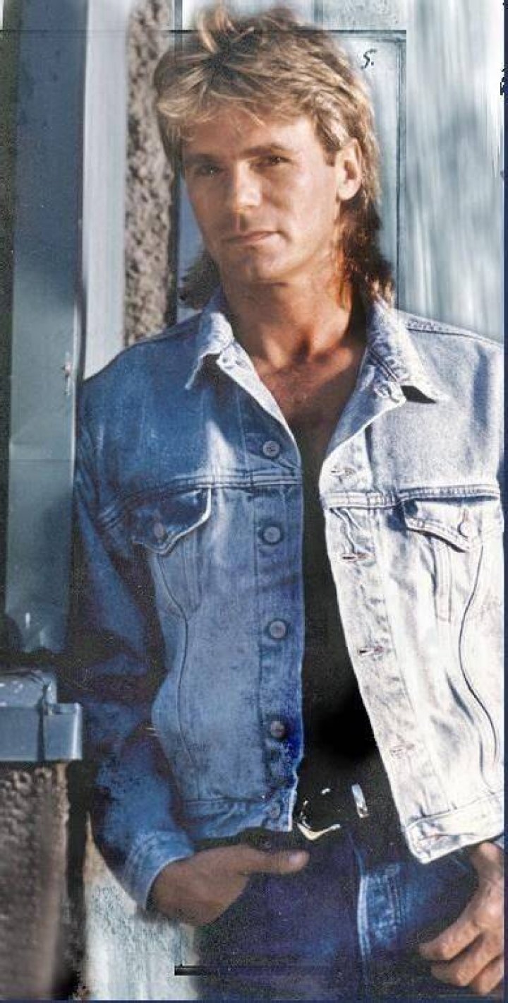 20 Hilariously Wonderful Photos Of 80s Male TV Stars John schneider