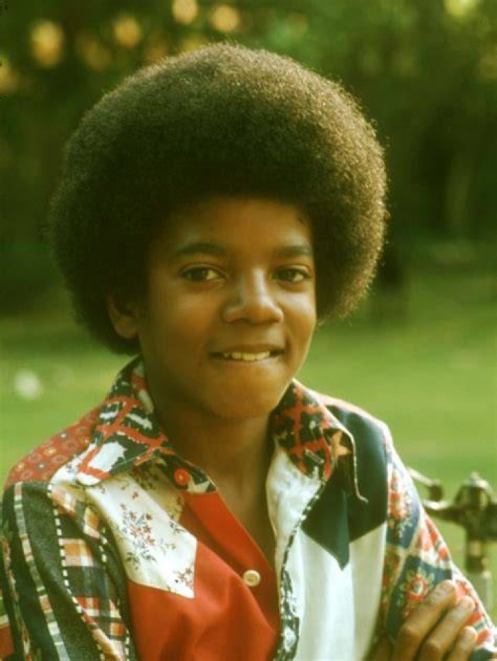 30 Adorable Color Photographs of Michael Jackson as a Teenager in the