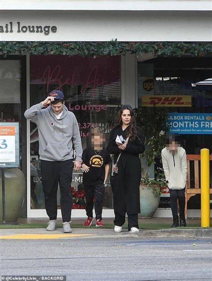 A Doting Couple In Hollywood