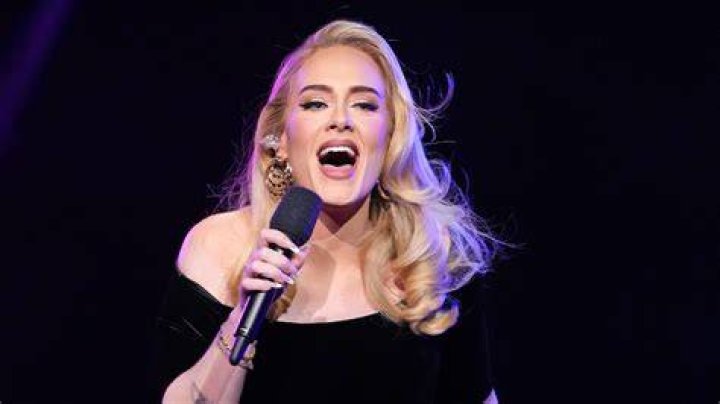 Adele's Collapse: A Health Scare That Shocked The World