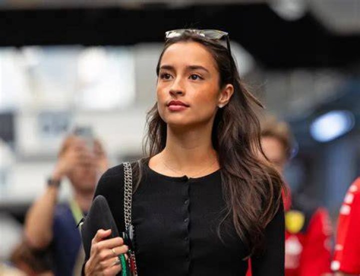 Alexandra Saint Mleux Biography Wiki, Age, Height, Boyfriend
