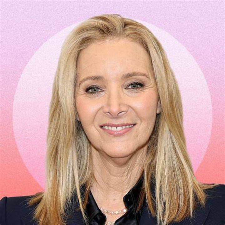 All About Lisa Kudrow's Son Julian Murray Stern