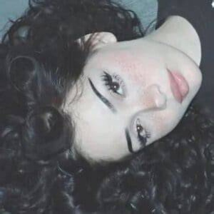 Amelie Warren Bio, Age, Height, Wiki Models Biography