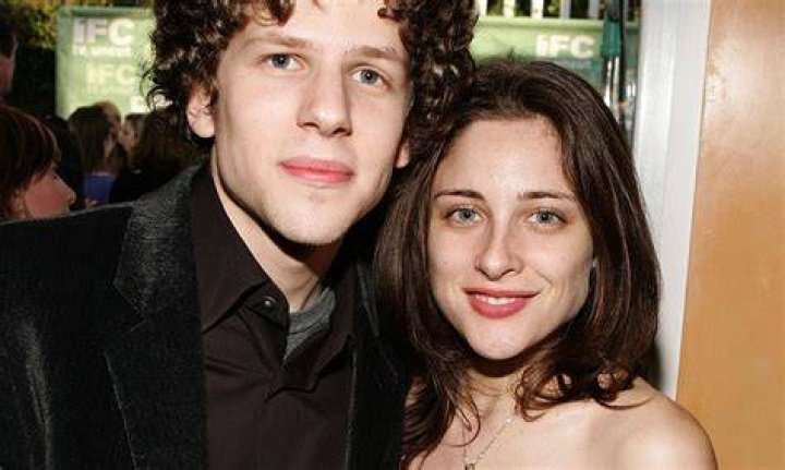 Anna Strout's Wealth Uncovered: Net Worth Explored