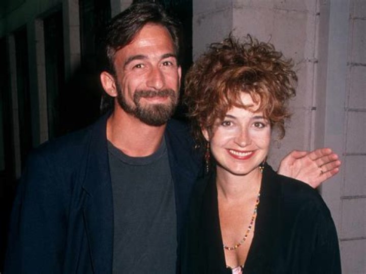 Annie Potts' Husbands: A Journey Through Love, Divorce, And Rekindled Romance