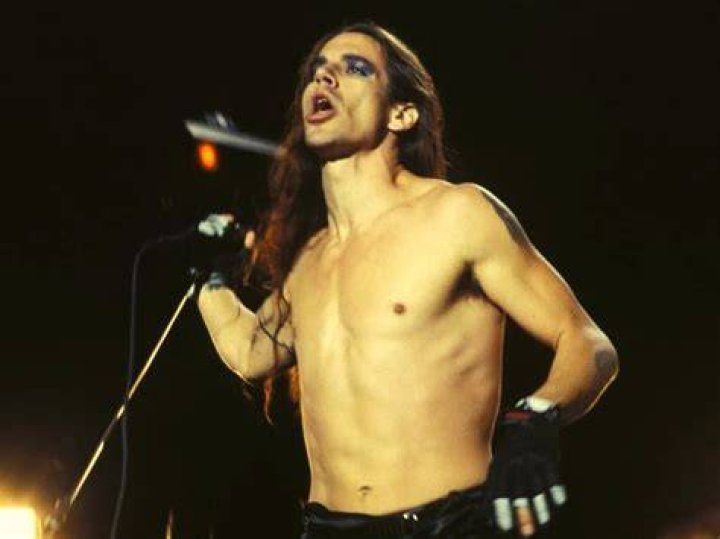 Anthony Kiedis' Memorable Performance In Helena: A Look Into The Song's Impact