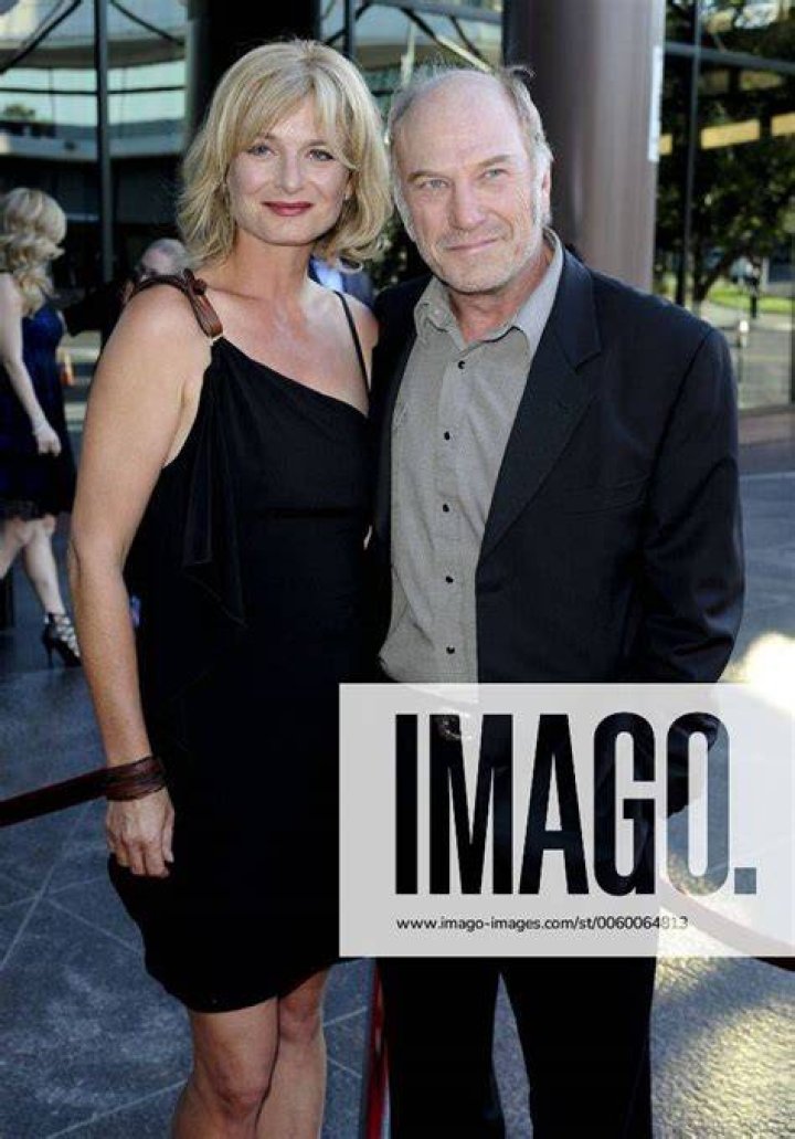 Best Kim Phillips & Ted Levine Partner Up For A Memorable Performance