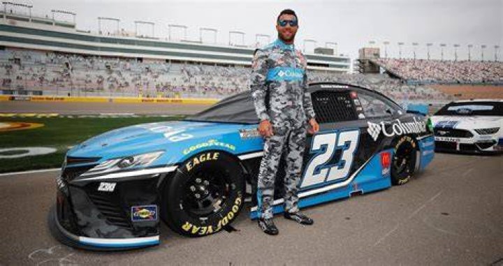 Bubba Wallace Net Worth: A Driver's Fortune Revealed