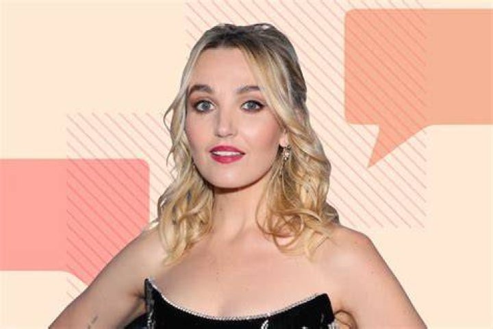 Chloe Fineman Biography, Age, Height, Boyfriend laacib