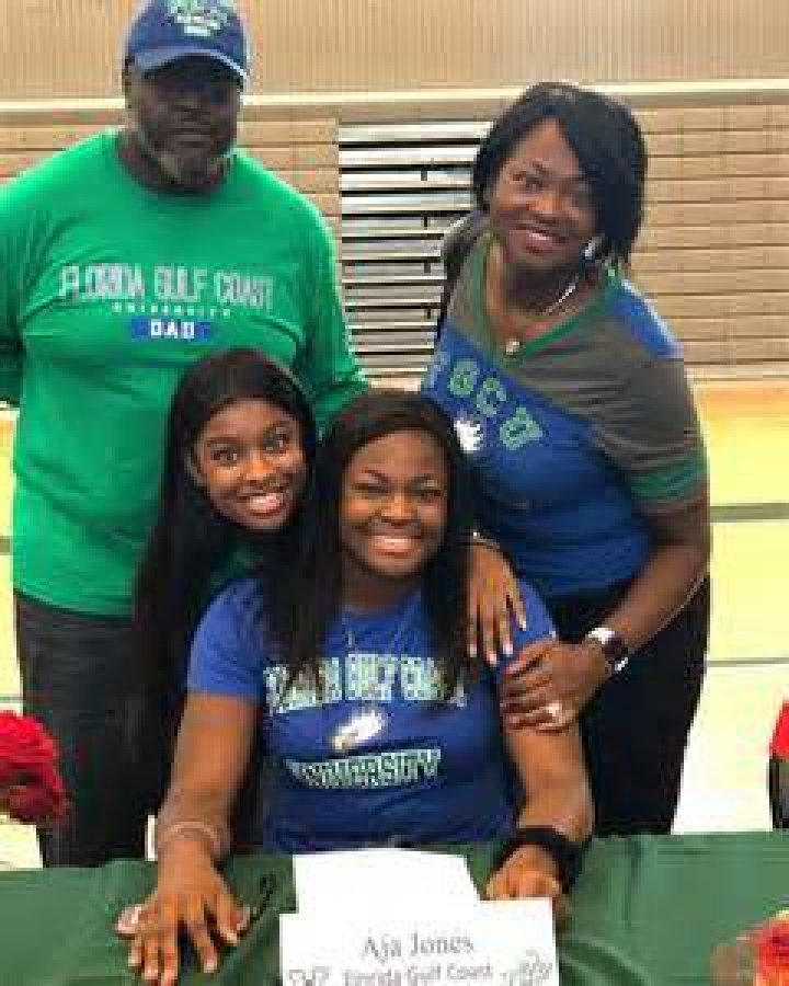 Coco Jones parents Meet Mike Jones & Javonda Jones ABTC