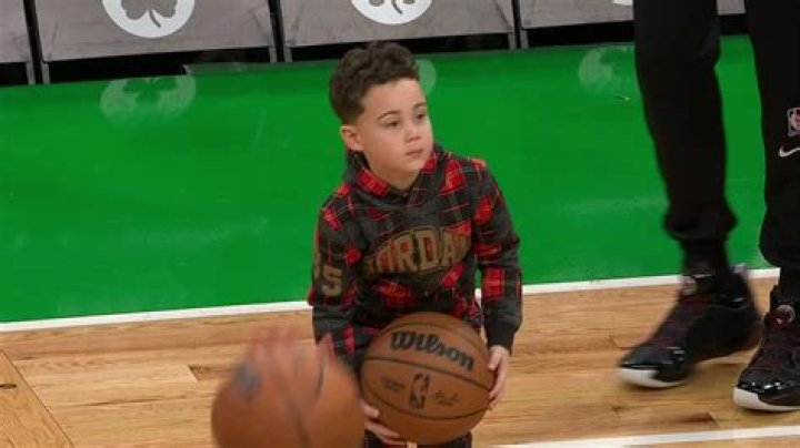 Deuce Tatum plays lockdown defense during Celtics shootaround NBA on