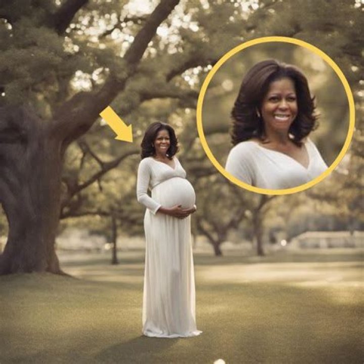 Discover Michelle Obama's Iconic Pregnancy Photos