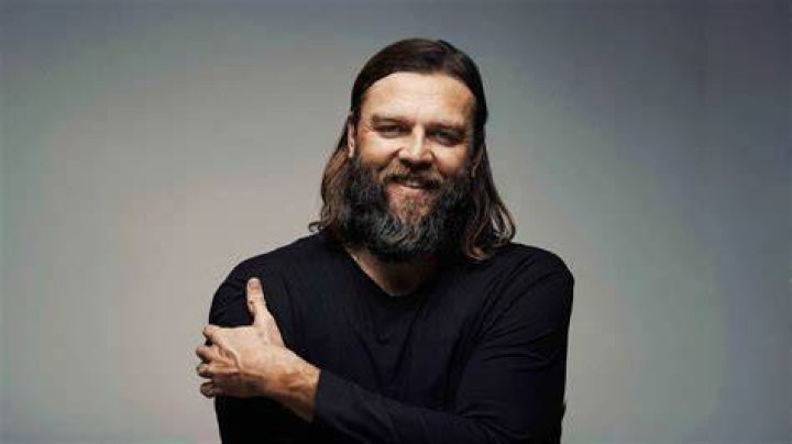 Discover The Inspiring World Of Joel Houston, Laura Houston, And Ben