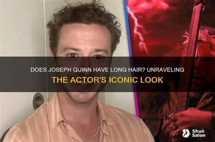 Does Joseph Quinn Have A Girlfriend In 2022? His Relationship and