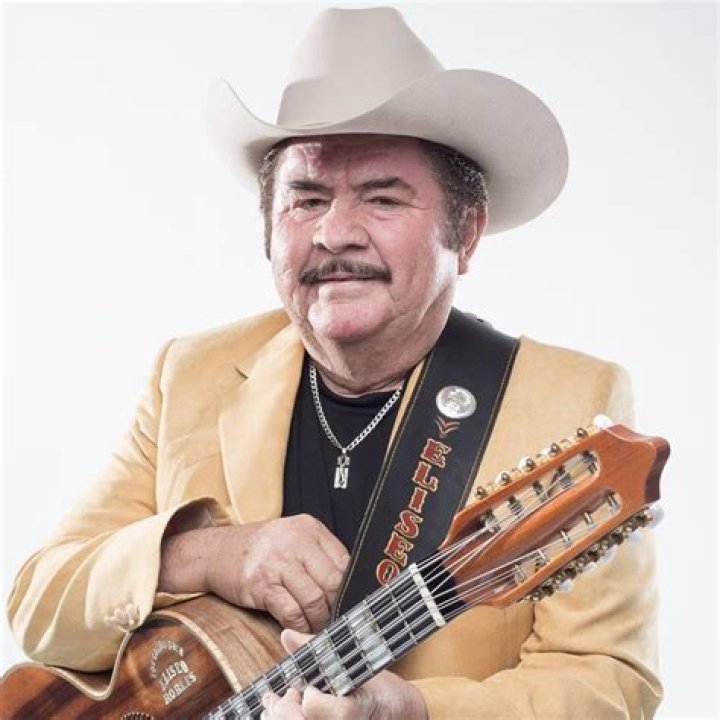 Eliseo Robles, 'El Roble Mayor', Dies