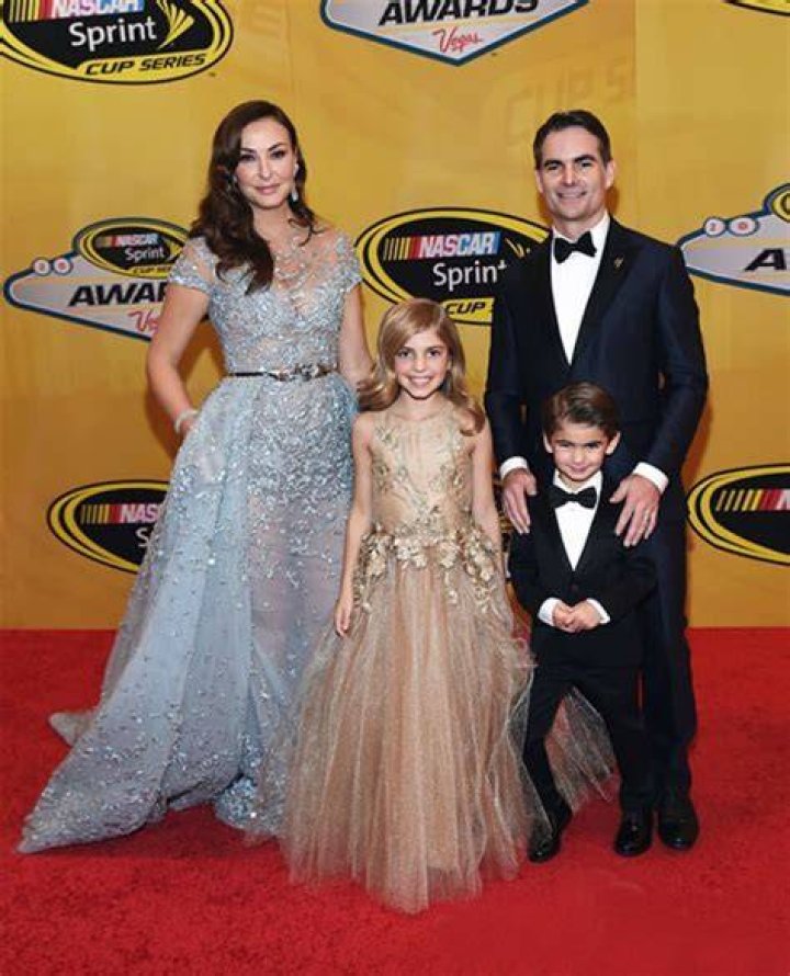 family photo 2017 Jeff gordon, Leo gordon, Family photos