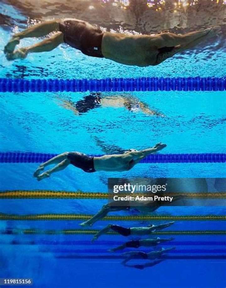 File231000 Swimming Daniel Bell reflections action 3b 2000
