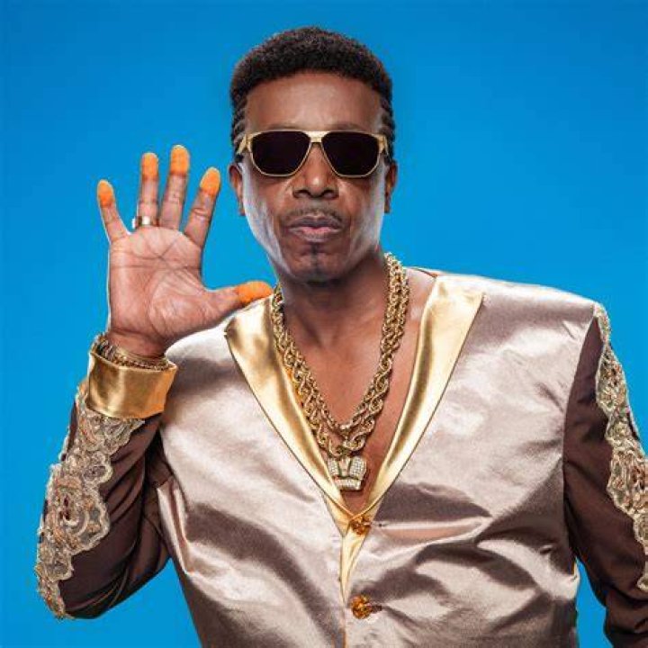 Find Out The Whereabouts Of Hip-hop Icon M.C. Hammer