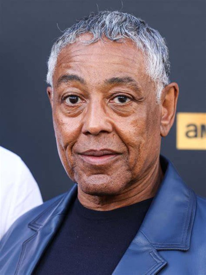 Giancarlo Esposito's Dating History: Uncovering The Star's Romantic Life