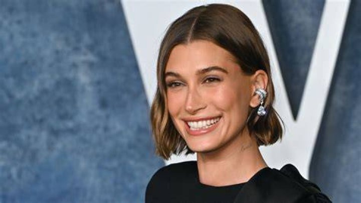 Hailey Bieber Short Hair