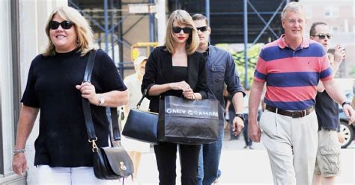 Have Taylor Swift's Parents Reignited Their Love?