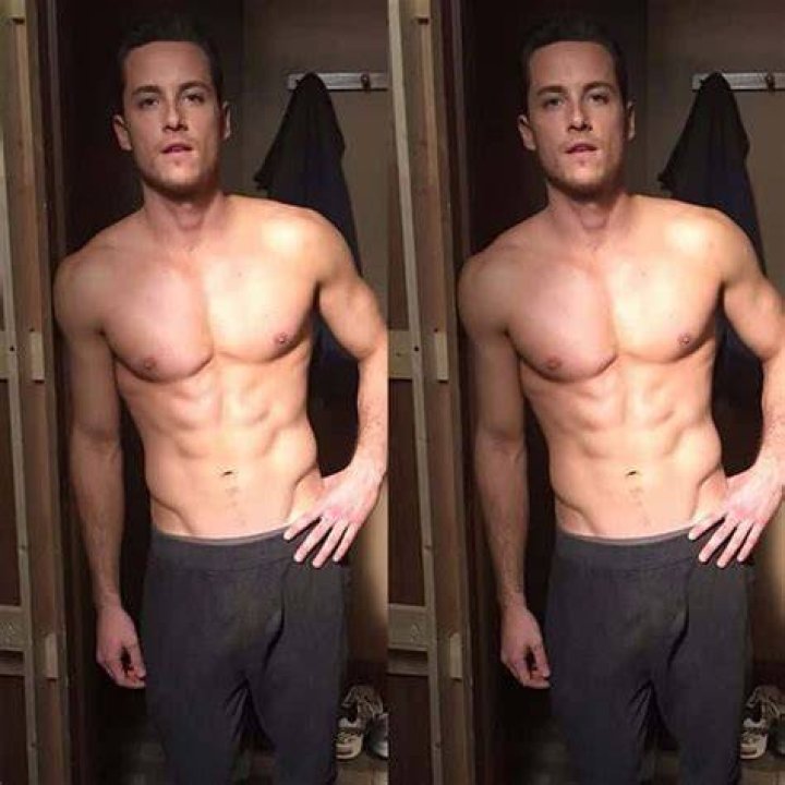 How Tall Is Jesse Lee Soffer In Feet And Inches?