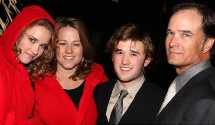 Is Emily Osment A Mother? The Truth About Her Family Status