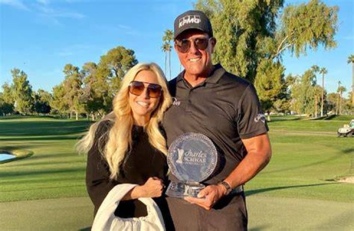 Is Golfer Phil Mickelson Married