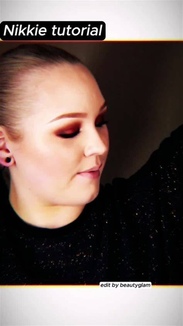 Is Nikkie Tutorial Trans