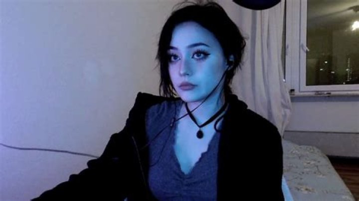 Jadeyanh reassures fans she is “okay” after live Twitch stalker scare