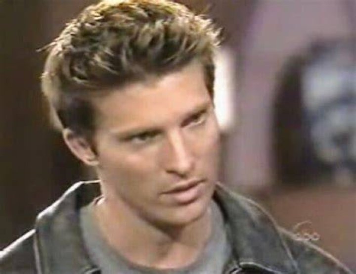 JASON GH SCREEN SHOT General hospital, Emilio estevez, Jack wagner