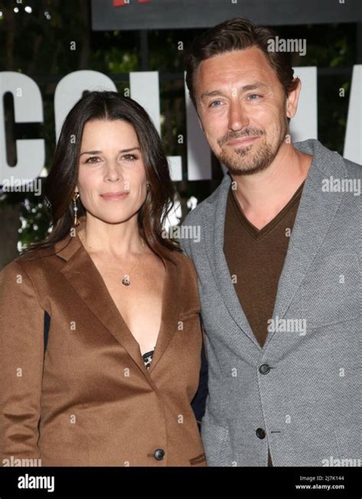 JJ Feild And Neve Campbell: A Hollywood Love Story