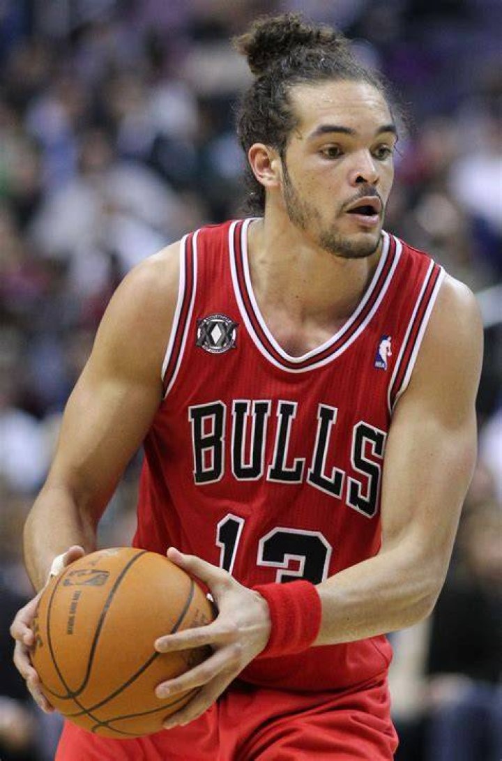 Joakim Noah Weight Height Ethnicity Hair Color Eye Color