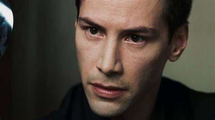 Keanu Reeves'ın 12 madde de bilinmeyen hayatı