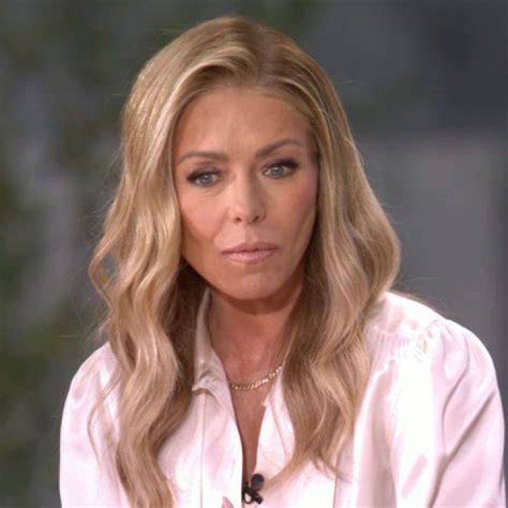 Kelly Ripa Shares Photos from Family's Delayed European Vacation