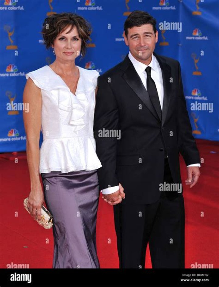Kyle chandler and wife hires stock photography and images Alamy