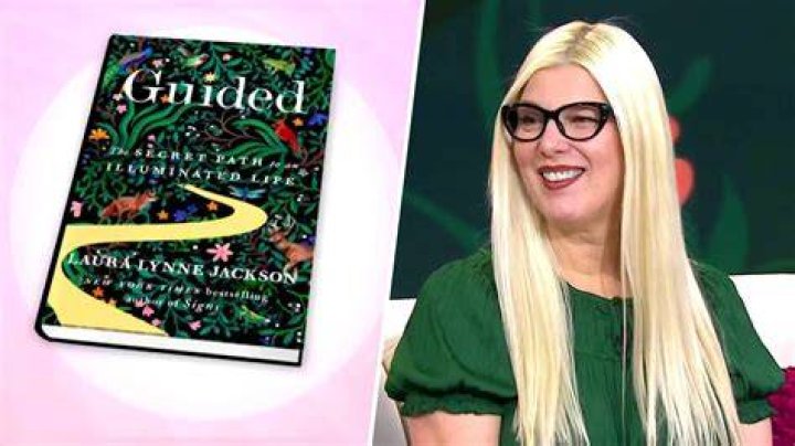 Laura Lynne Covington: Trusted Psychic Guide