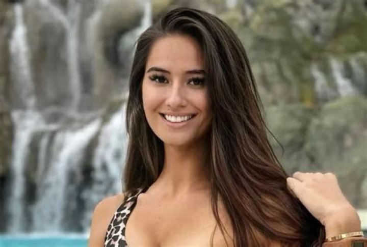 MARIE TEMARA HEIGHT AND WEIGHT Height Compare