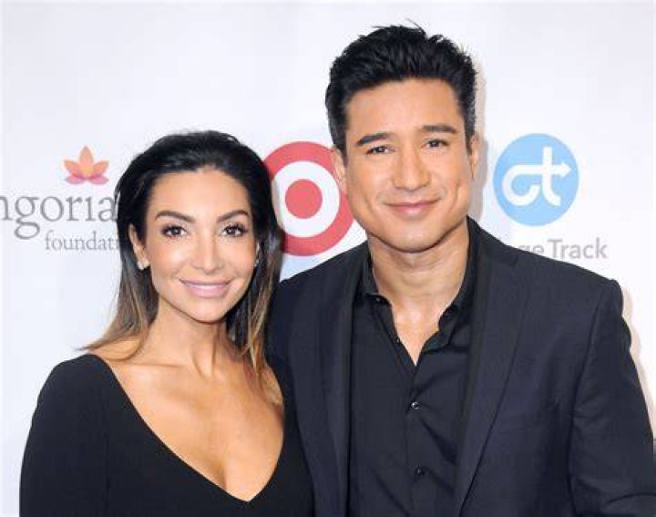 Mario Lopez and Wife Courtney Reveal They're "Working on Baby No. 3