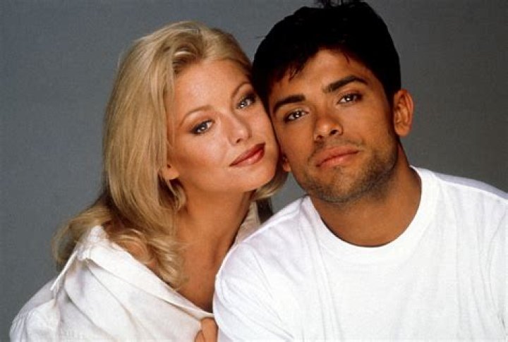 Mark Consuelos Is a Daddy and He Knows It Mark consuelos, Latino men