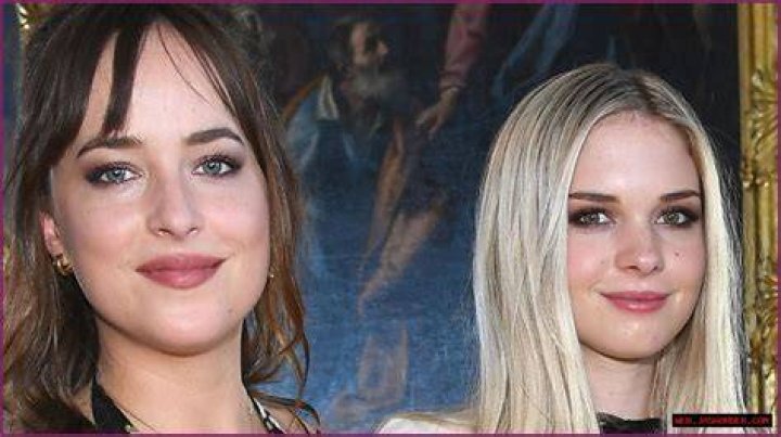 Meet The Daughters Of Famous Actors: Stella Banderas And Dakota Johnson
