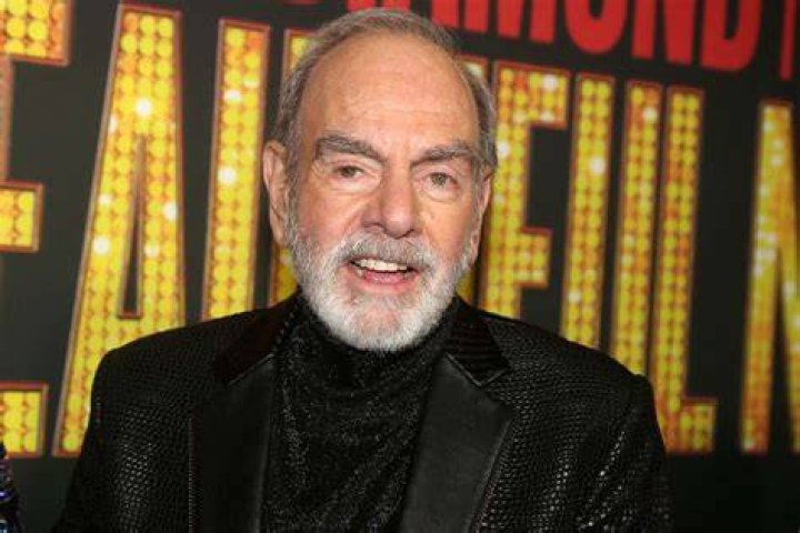 Neil Diamond Opens Up About His New Album and Living With Parkinson's