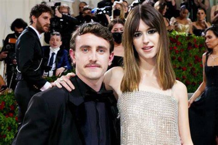 Paul Mescal And Daisy Edgar-Jones Light Up The Screen