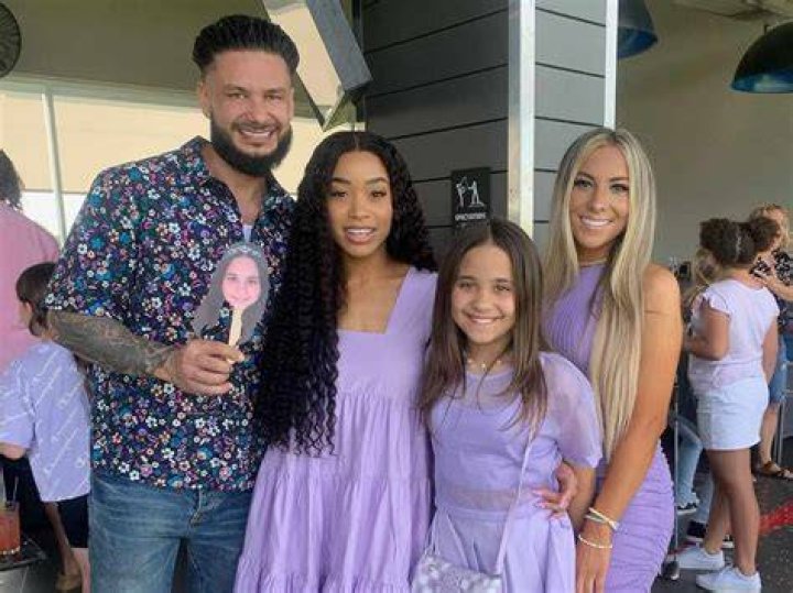 Pauly D With His Daughter
