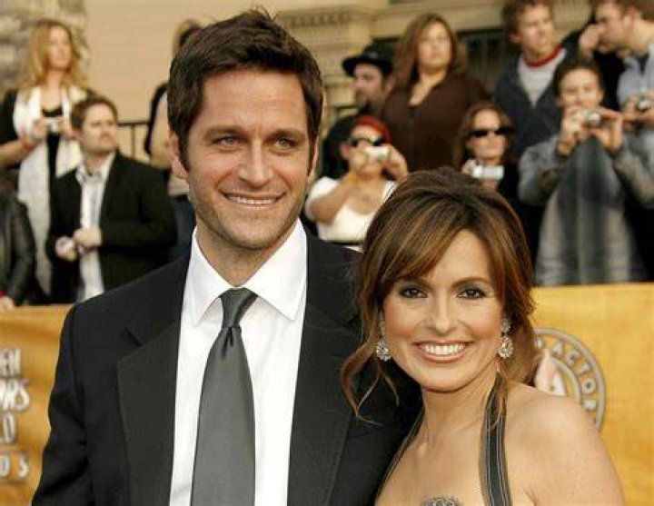 Peter Hermann and Mariska Hargitay Wedding Details POPSUGAR Celebrity