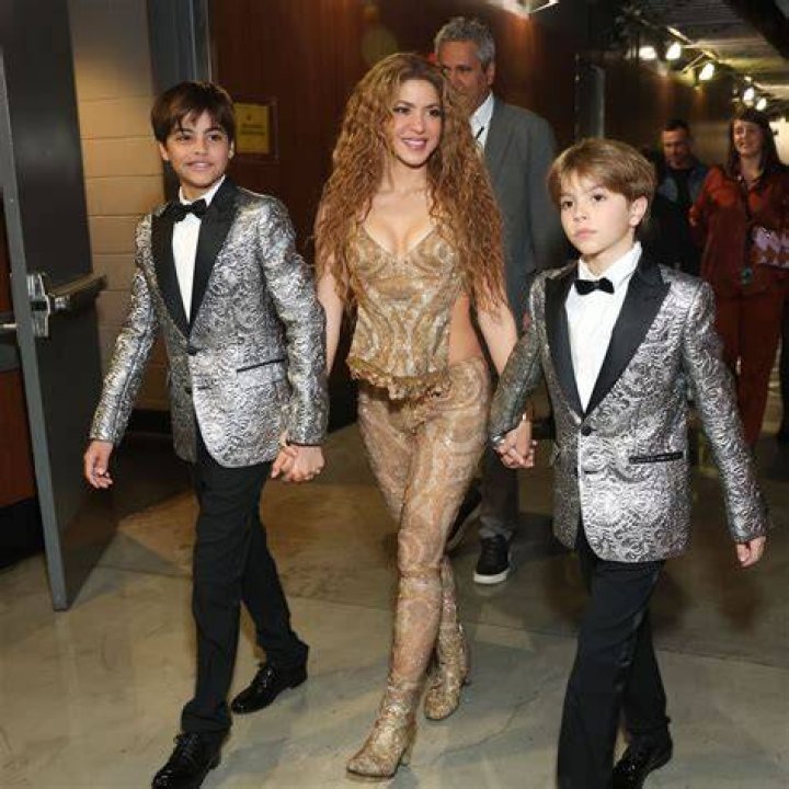 Piqu&eacute; y Shakira de vacaciones de superlujo foto espectacular de Milan