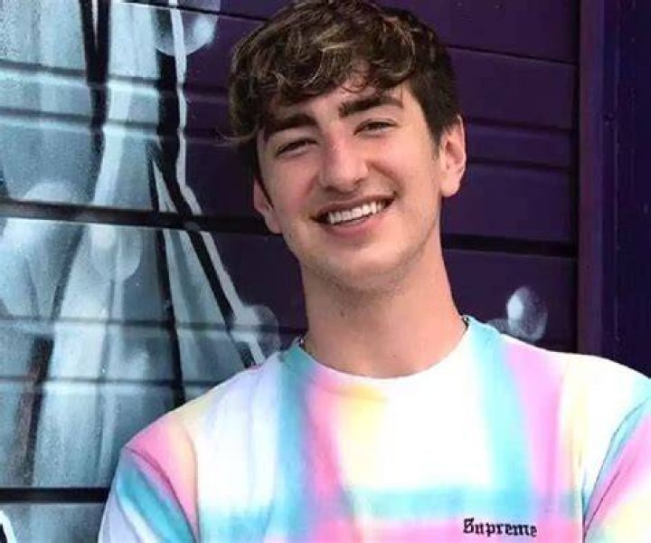 Reggie Webber Net Worth 2022, Age, Height, Weight, Bio, Family, Career