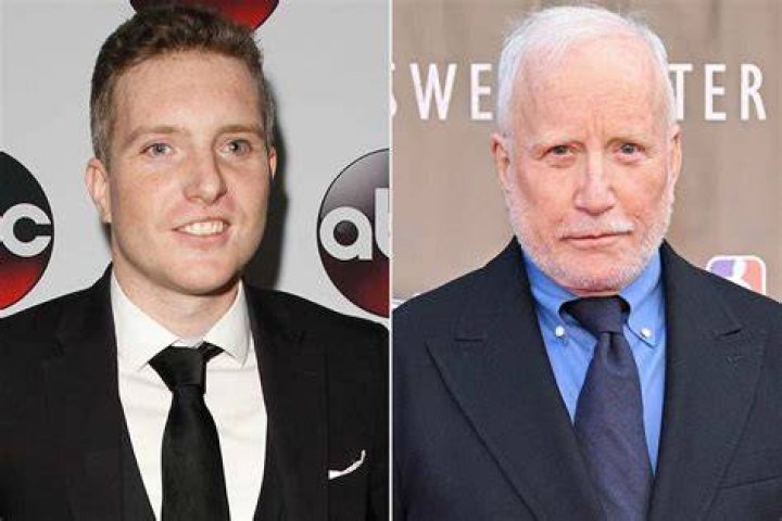 Richard Dreyfuss & Son Have Hilarious Twitter Exchange