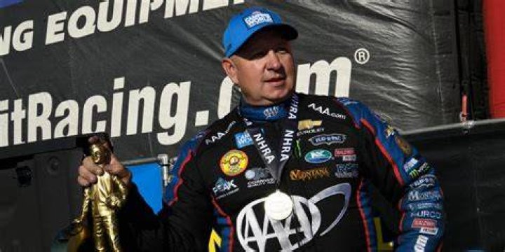 Robert Hight only 13th NHRA driver to record 50 No. 1