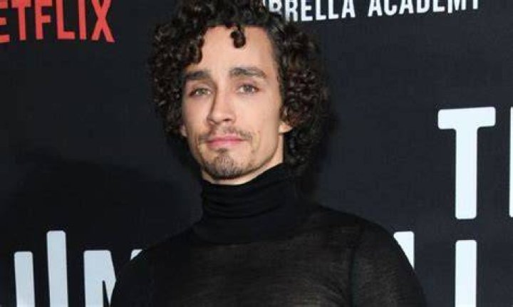 Robert Sheehan Net Worth: A Comprehensive Guide